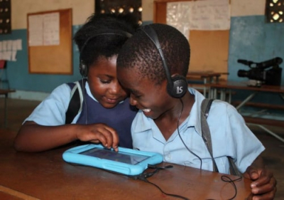 les-edtech-en-afrique-former-davantage-et-mieux