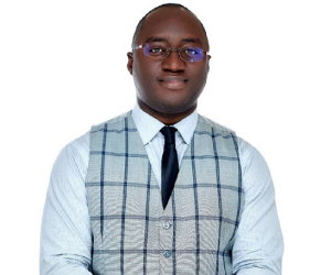 Cameroun : Aloys Koum facilite l&rsquo;acc&egrave;s aux pharmacies et aux conseils m&eacute;dicaux