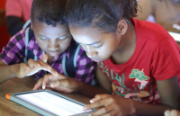 Au Sénégal, Yello propose des contenus éducatifs via son application mobile