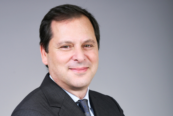 Maroc : Younes Benboujida simplifie l’achat et la revente de voitures d’occasion