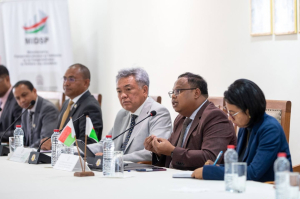 Madagascar : le gouvernement acc&eacute;l&egrave;re la num&eacute;risation de l&rsquo;enseignement sup&eacute;rieur