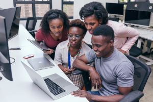 Guinée : le gouvernement obtient 60 millions $ de la Banque mondiale pour améliorer l’accès à Internet