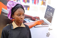 Le Burkina Faso lance de la 2ᵉ édition du programme « Superbes Codeuses »