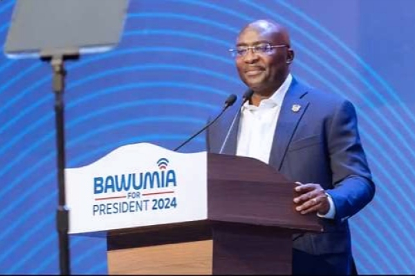 Le vice-président ghanéen, Mahamudu Bawumia, dévoile ses chantiers numériques s&#039;il est élu à la tête du pays
